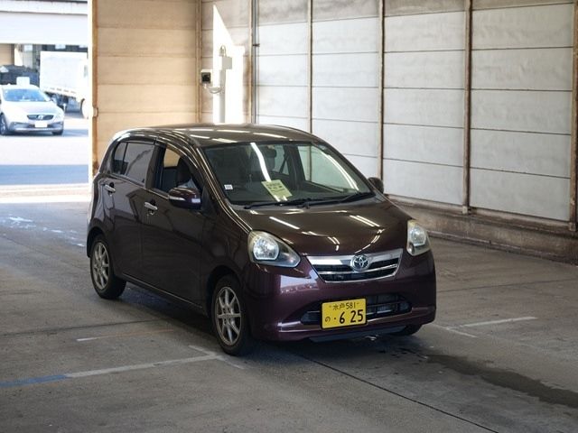 2607 Toyota Pixis epoch LA300A 2013 г. (ARAI Bayside)